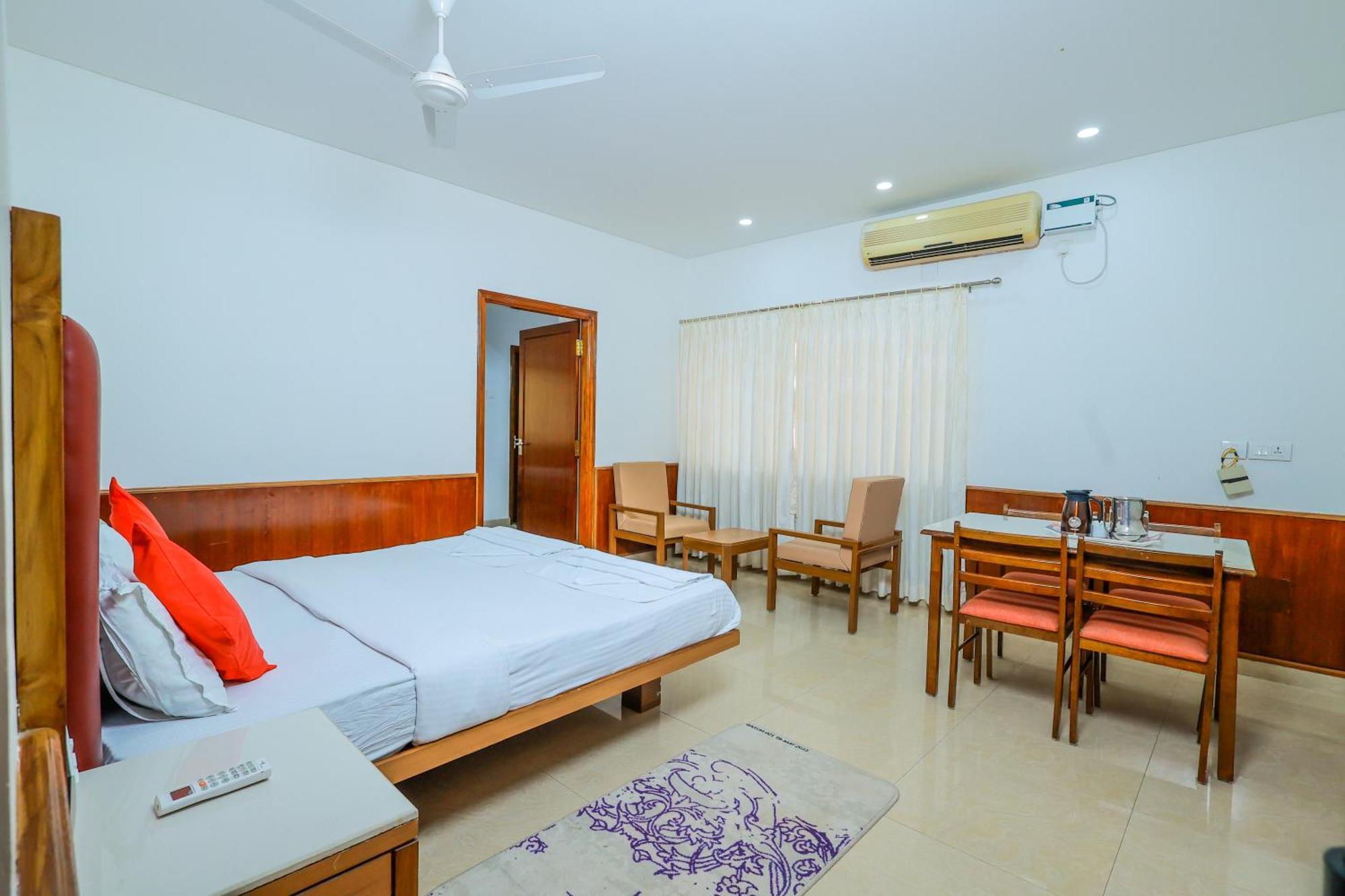 Hotel Janardana Удипи Экстерьер фото